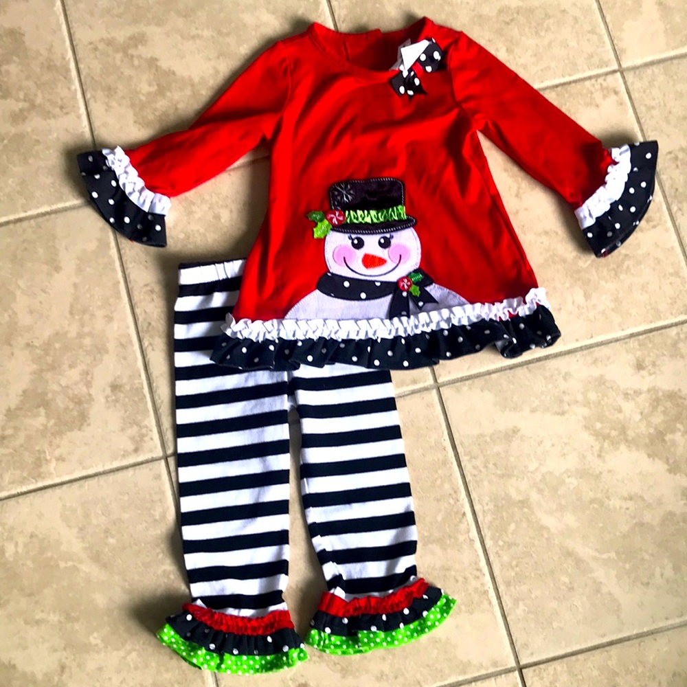 #14 Snowman Outfit